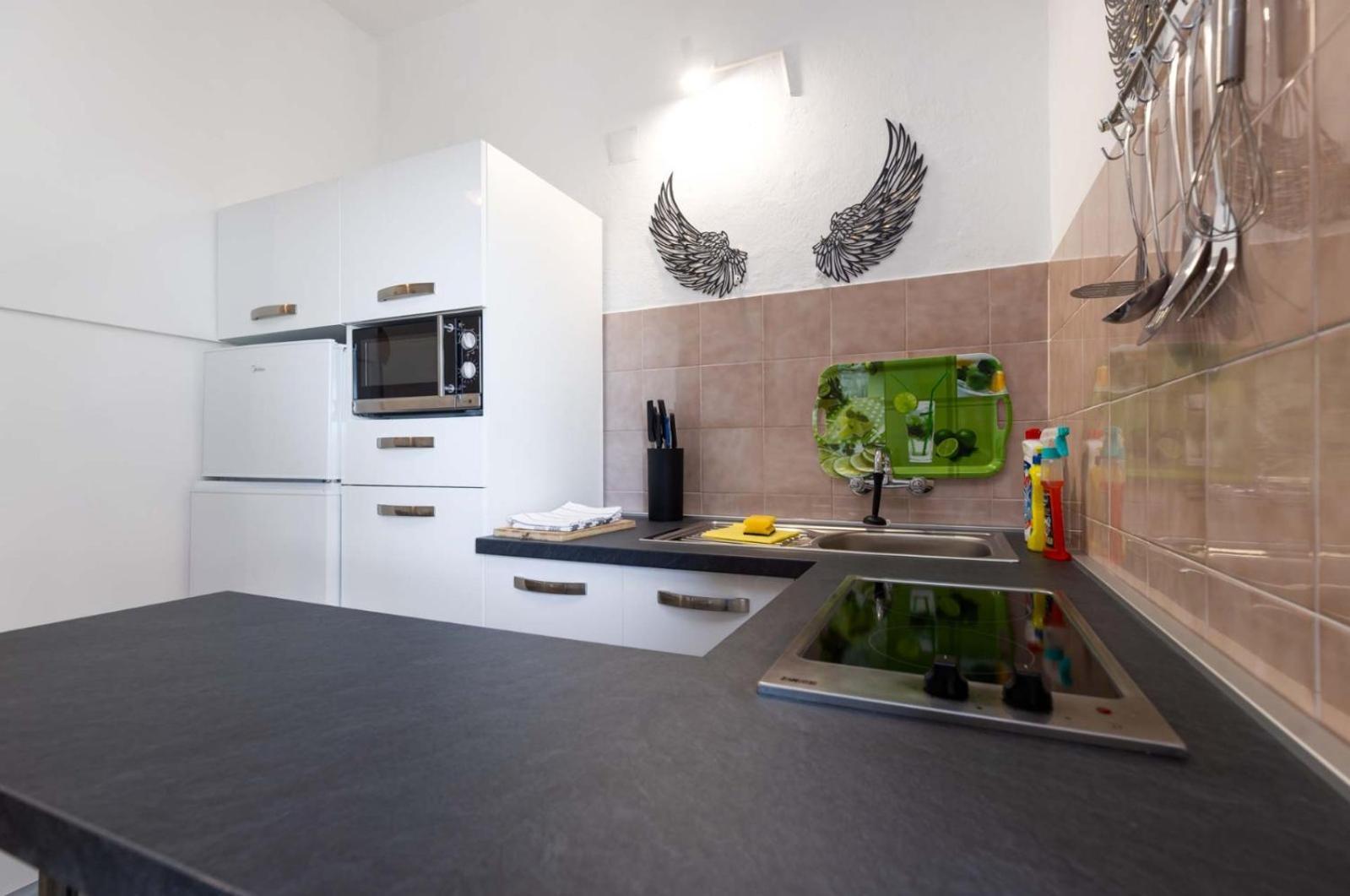 Appartement Dvi Ulike à Labinci Extérieur photo